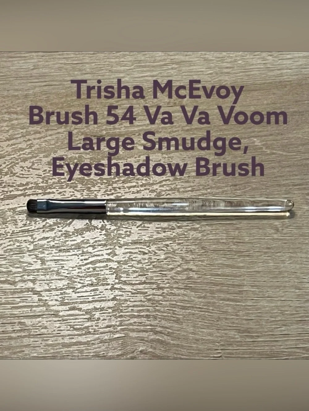Trish McEvoy  54 Va Va Voom  Large Smudge Eyeshadow Brush   ~NEW~